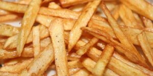 What Are the Best-Frozen Chips to Buy in the UK?