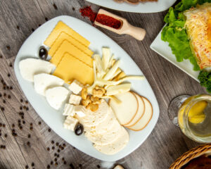 Read more about the article How Rising Cheese Prices Are Impacting UK Restaurant Owners: Strategies to Manage Costs.