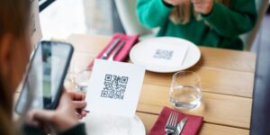 Top 10 Essential Types of Restaurant Technology